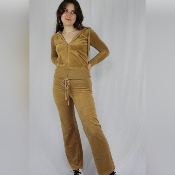 RAMPAGE CLOTHING COMPANY - Picture 10 of 16